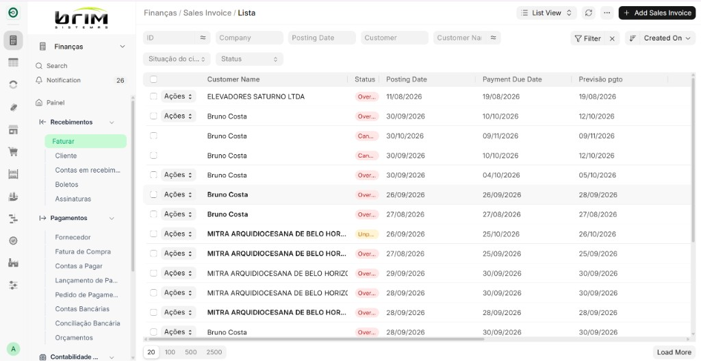 Lista de faturas de venda, com cliente, vencimento e previsão de pagamento.